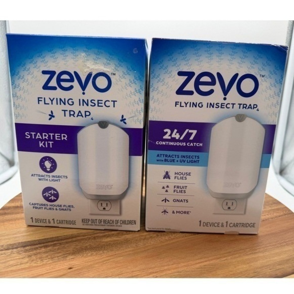 Zevo Electric Flying Insect Trap Starter Kit   0246
